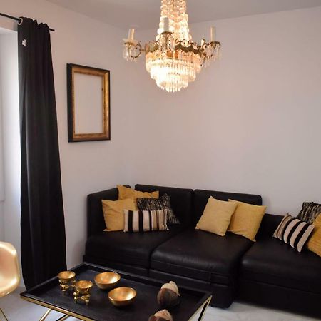 Apartamento Luxury Apartment Кадис Екстериор снимка