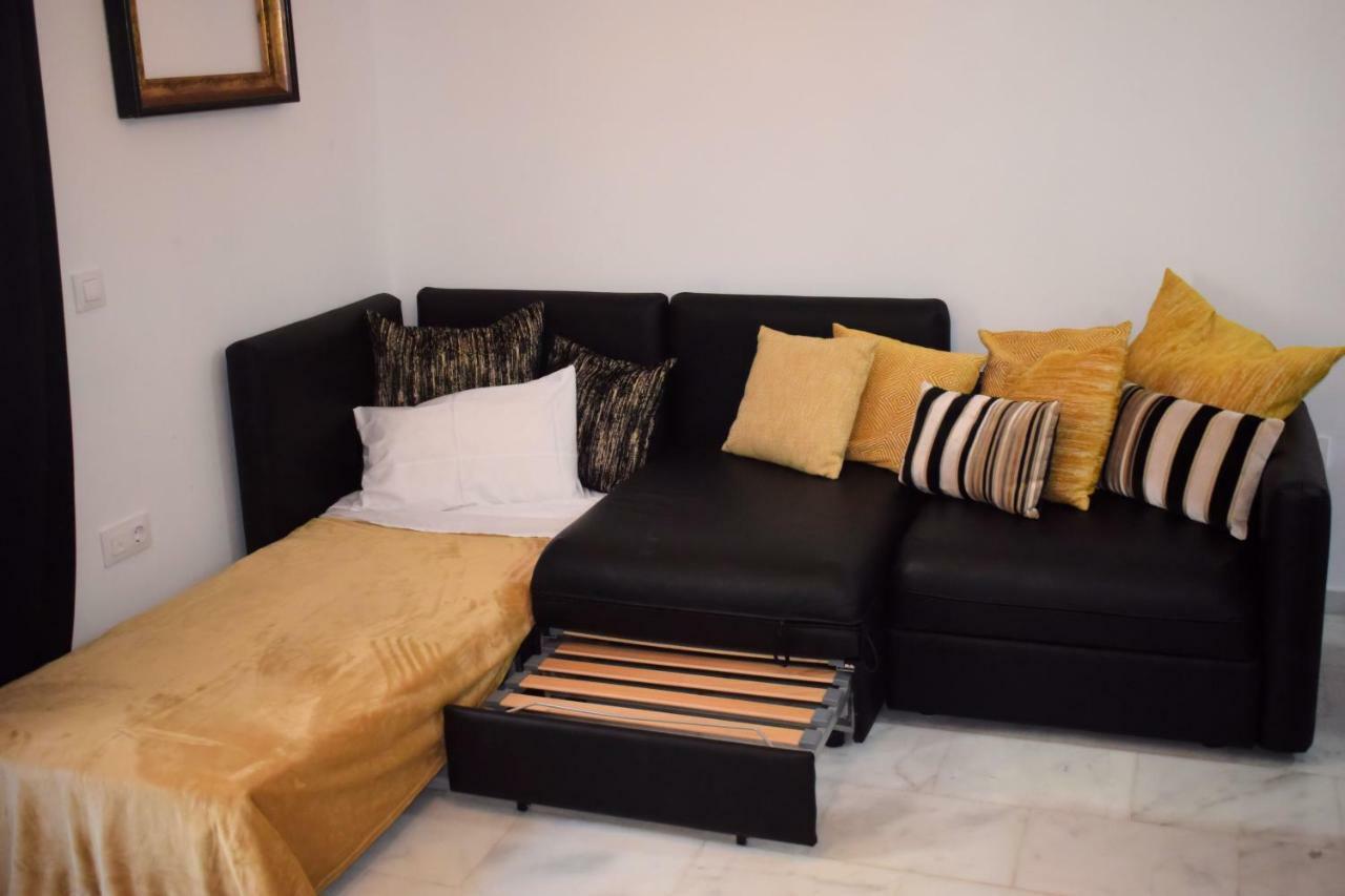 Apartamento Luxury Apartment Кадис Екстериор снимка